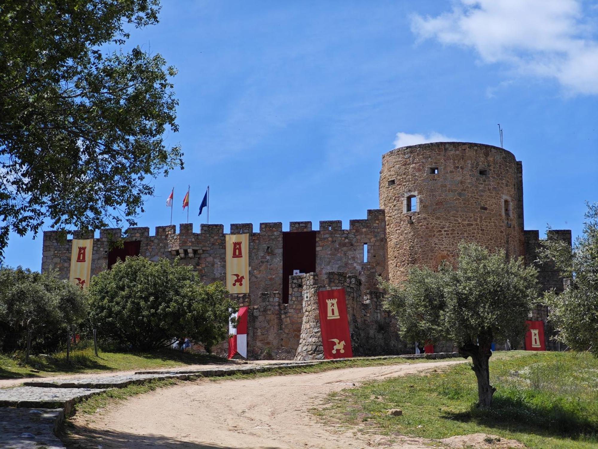 Casa Del Castillo By Naturadrada La Adrada Eksteriør billede